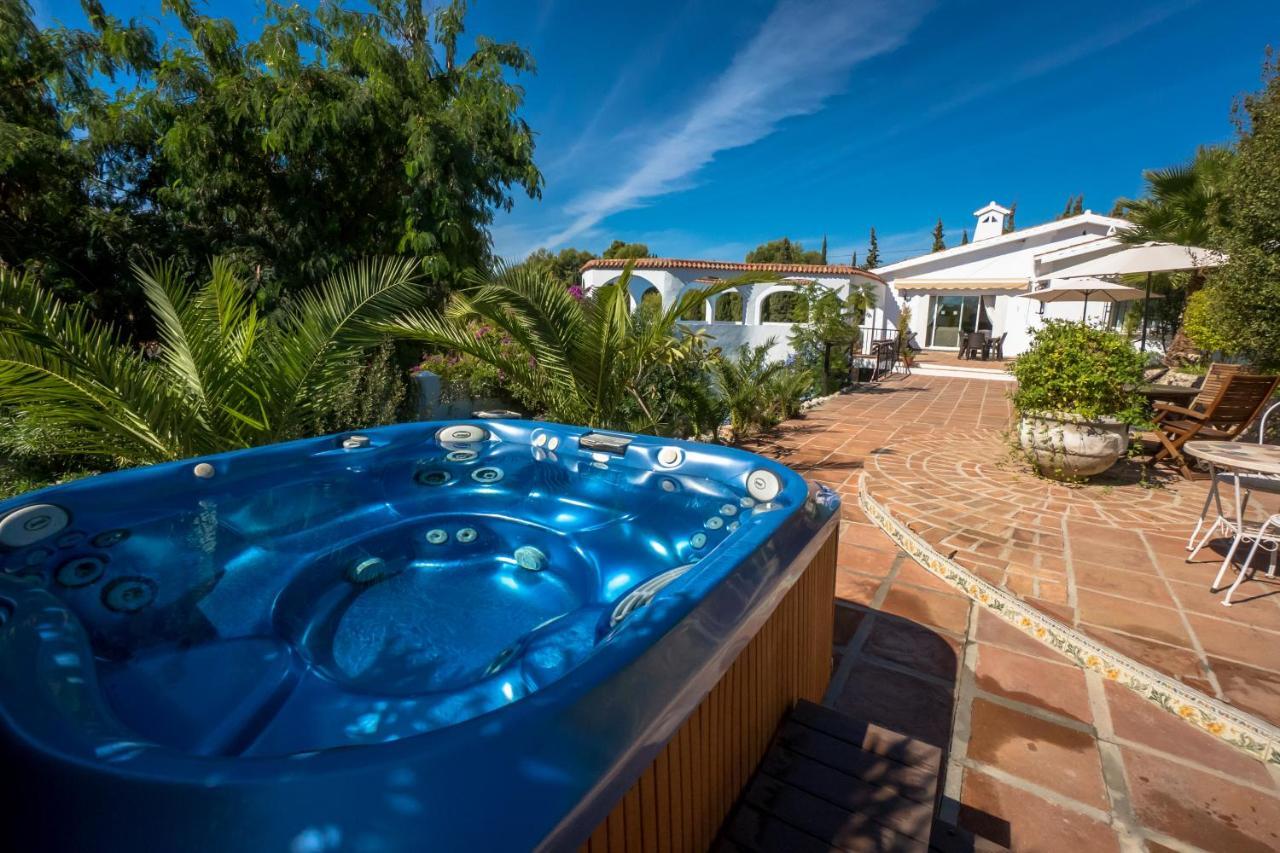 Willa Private Heated Pool, Jacuzzi & 1225m2 Garden In Cipreses Frigiliana