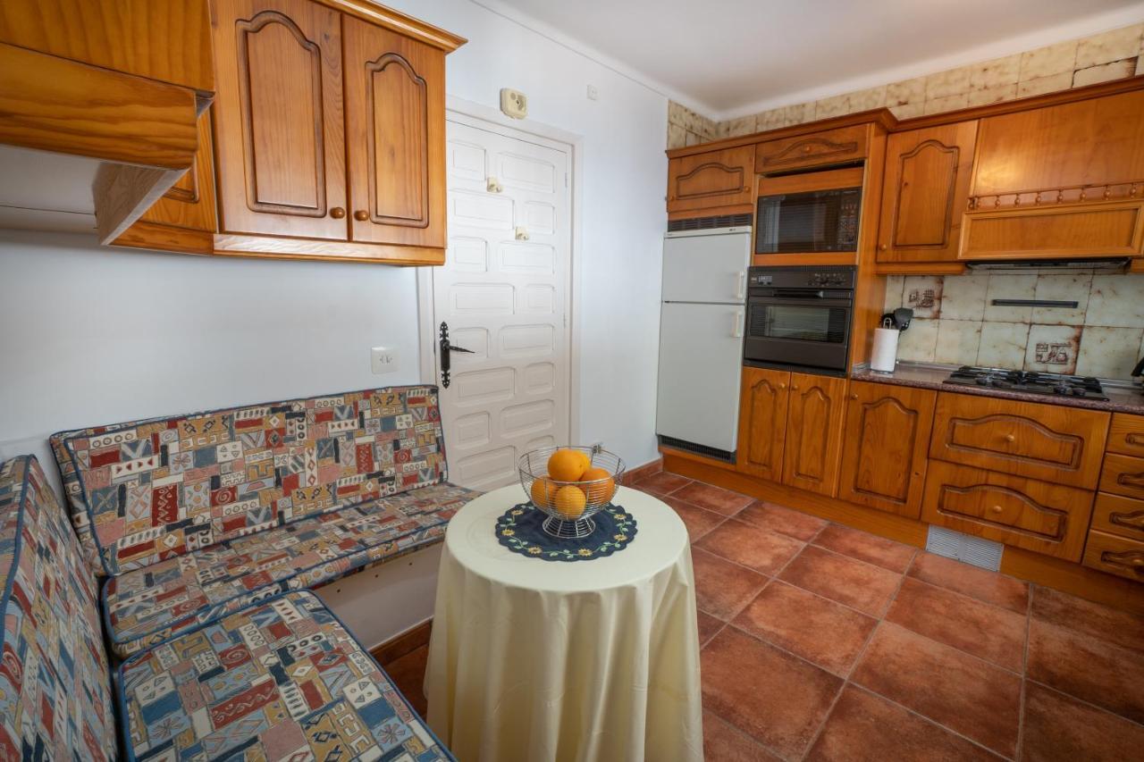 Private Heated Pool, Jacuzzi & 1225m2 Garden In Cipreses Willa Frigiliana