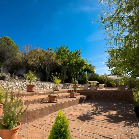 Private Heated Pool, Jacuzzi & 1225M2 Garden In Villa Cipreses Frigiliana Exterior foto